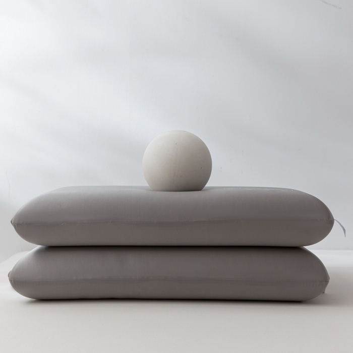 91家纺网 家纺一手货源 找家纺 七夜居 2025酒店0压美 容慢回弹记忆枕芯枕头面包枕零压力学生成人枕芯护颈按摩记忆棉枕头 高级灰