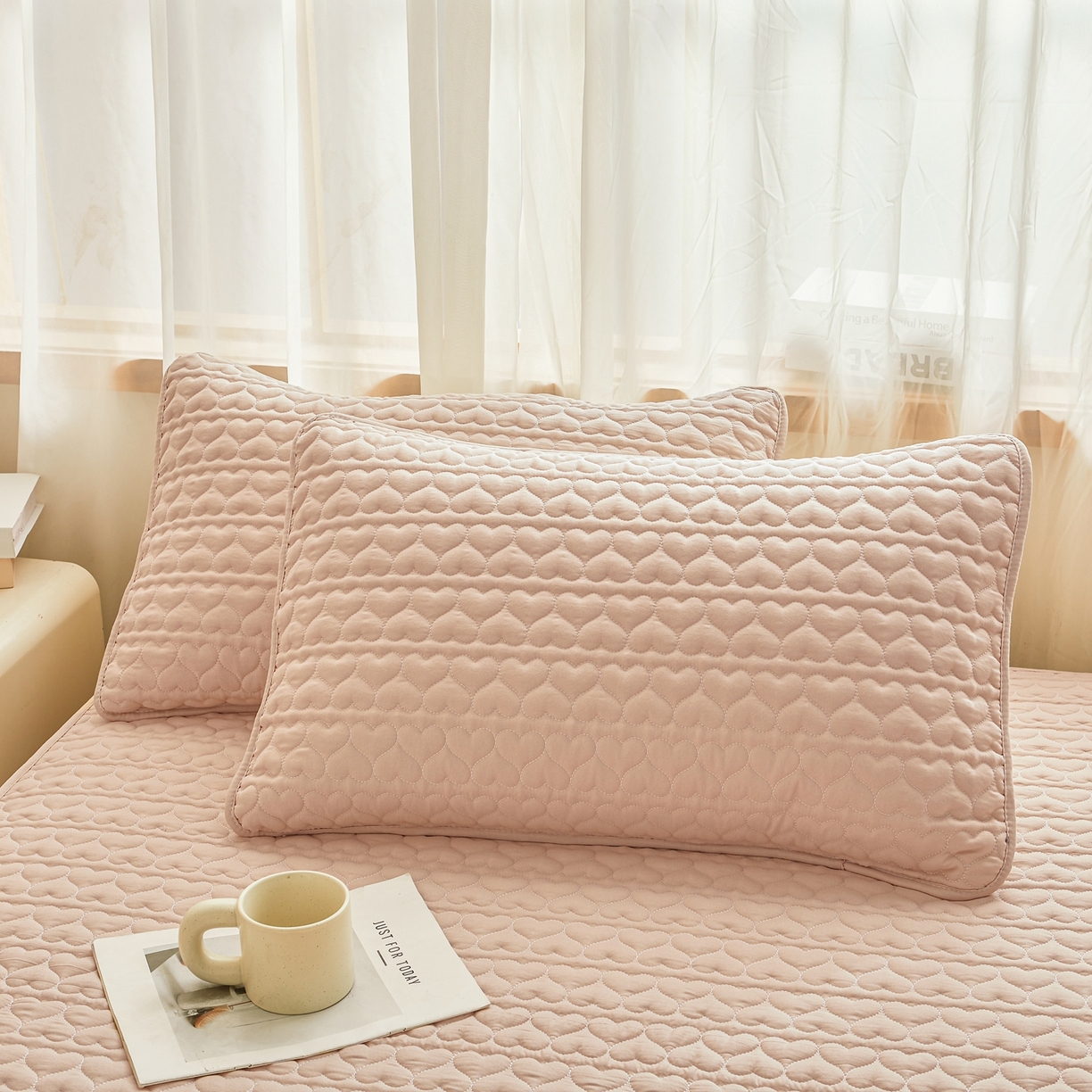 91家纺网 家纺一手货源 找家纺 （总）邵依家纺 2025新款纯色爱心防水枕套