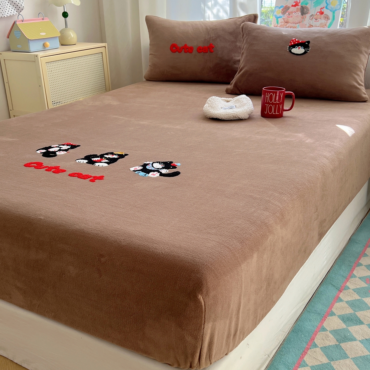 91家纺网 家纺一手货源 找家纺 桃喜 2025新款秋冬牛奶绒床笠三件套（会员-3） 三只小猫