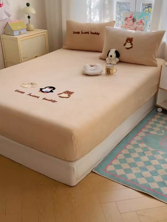 91家纺网 家纺一手货源 找家纺 桃喜 2025新款秋冬牛奶绒床笠三件套（会员-3） 三个小伙伴