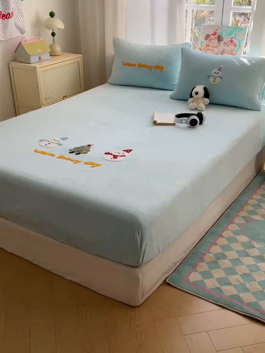 91家纺网 家纺一手货源 找家纺 桃喜 2025新款秋冬牛奶绒床笠三件套（会员-3） 圣诞雪人