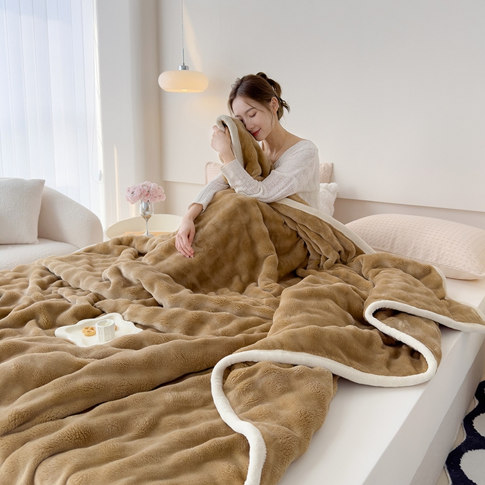 91家纺网 家纺一手货源 找家纺 蓝冰家纺 2025新款托卡斯A类母婴级兔兔绒大泡泡安抚四季毯 咖啡色