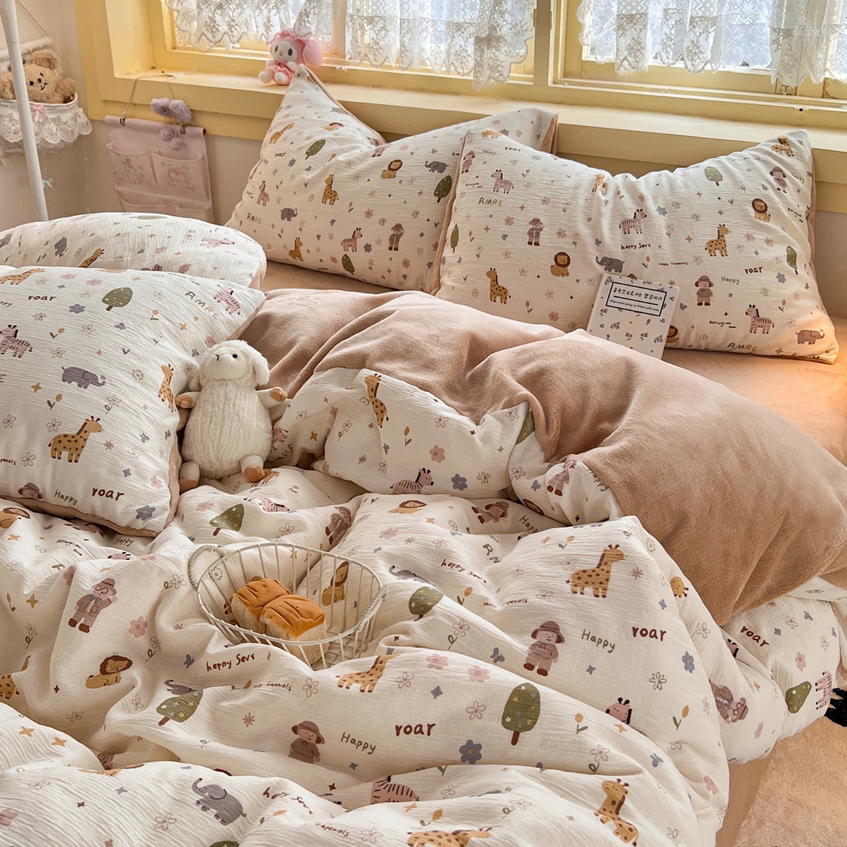 91家纺网 家纺一手货源 找家纺 （总）玉海棠家纺 2025新款A版三层纱B版牛奶绒四件套系列