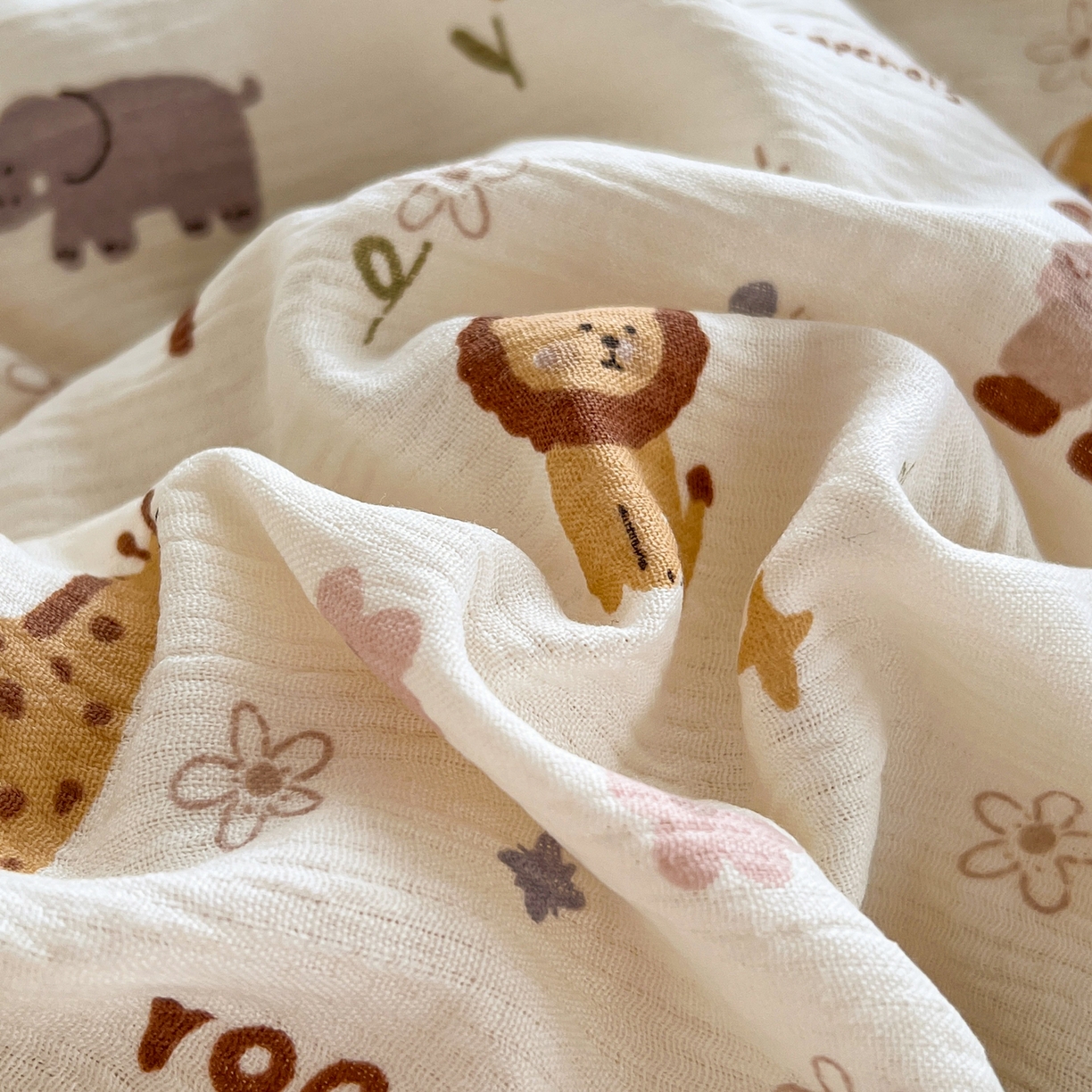 91家纺网 家纺一手货源 找家纺 （总）玉海棠家纺 2025新款A版三层纱B版牛奶绒四件套系列