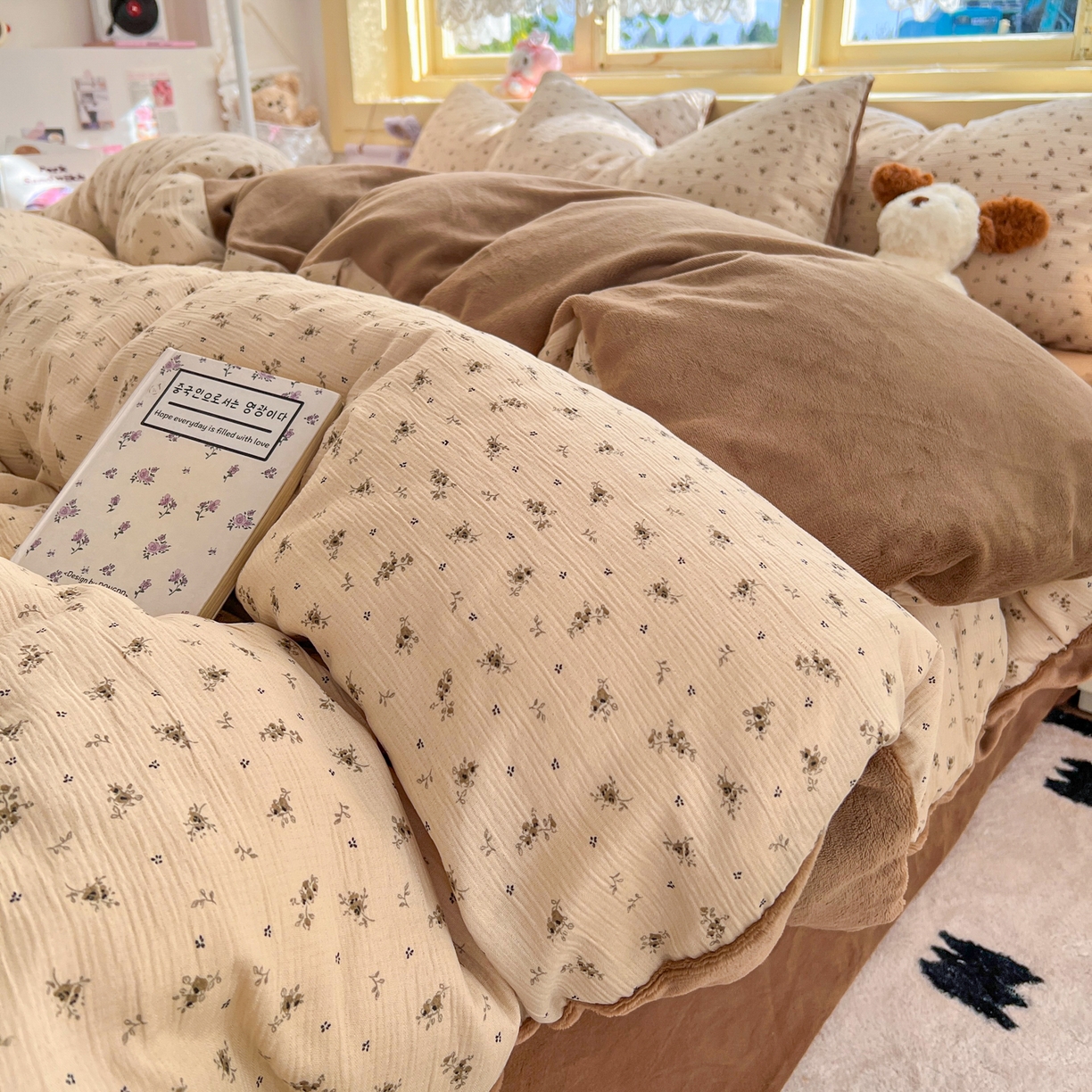 91家纺网 家纺一手货源 找家纺 （总）玉海棠家纺 2025新款A版三层纱B版牛奶绒四件套系列