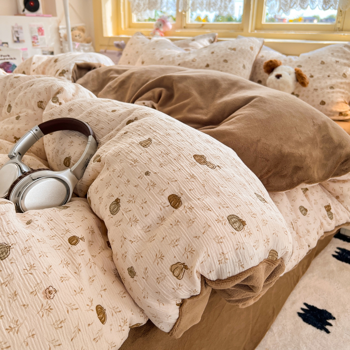 91家纺网 家纺一手货源 找家纺 （总）玉海棠家纺 2025新款A版三层纱B版牛奶绒四件套系列