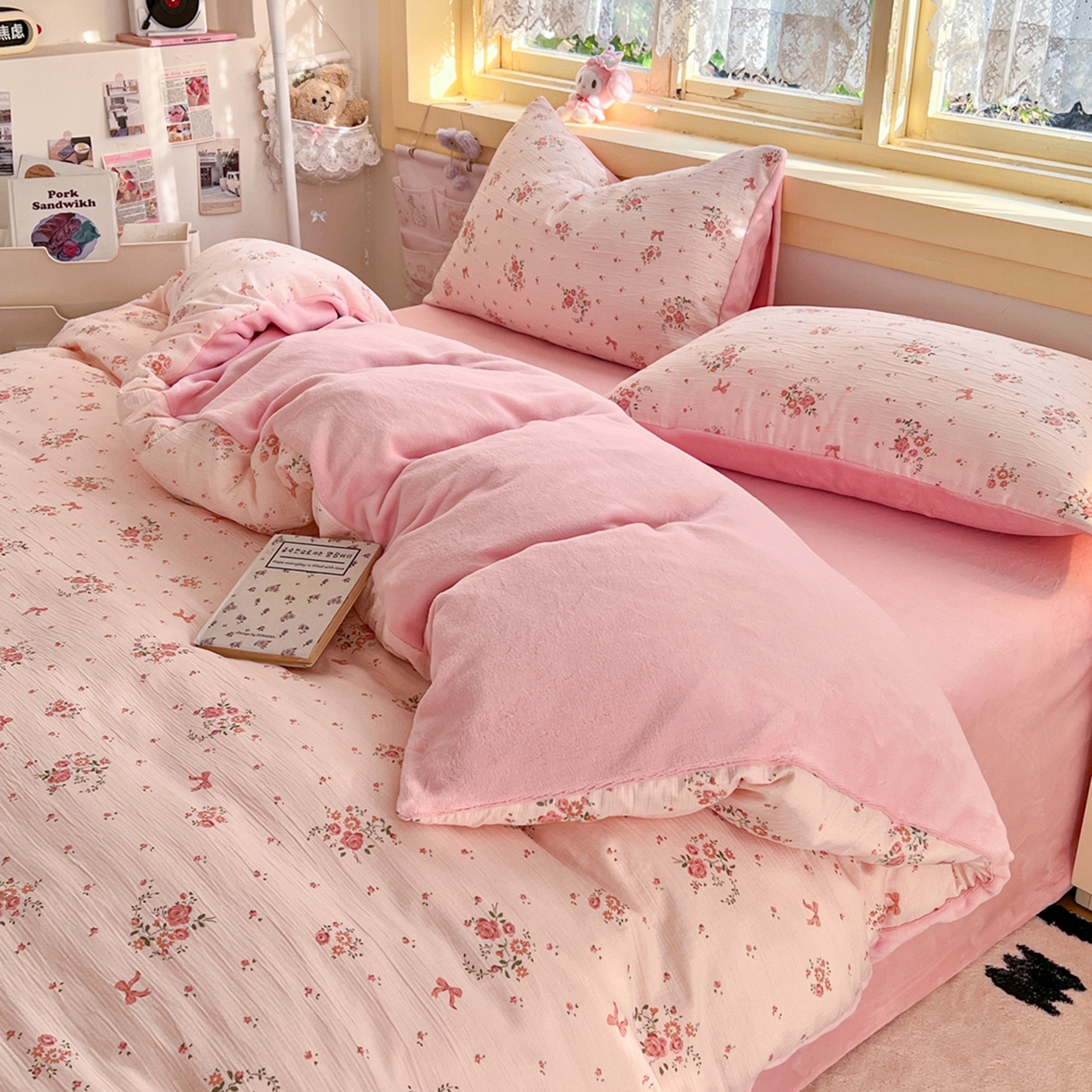 91家纺网 家纺一手货源 找家纺 玉海棠家纺 2025新款A版三层纱B版牛奶绒四件套系列 粉黛