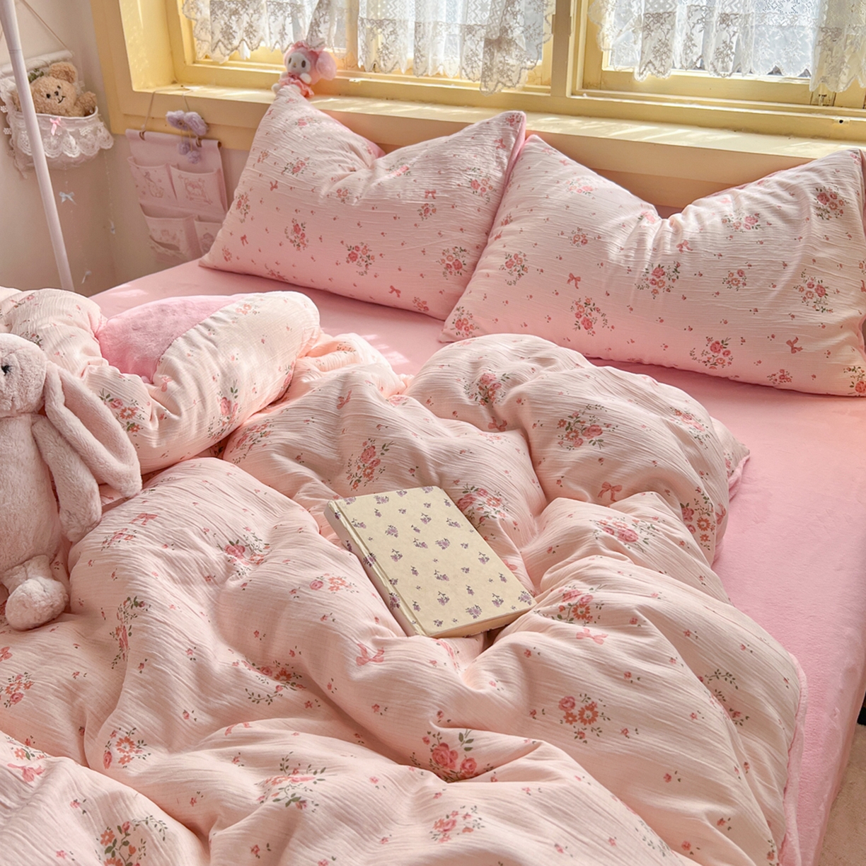 91家纺网 家纺一手货源 找家纺 玉海棠家纺 2025新款A版三层纱B版牛奶绒四件套系列 粉黛