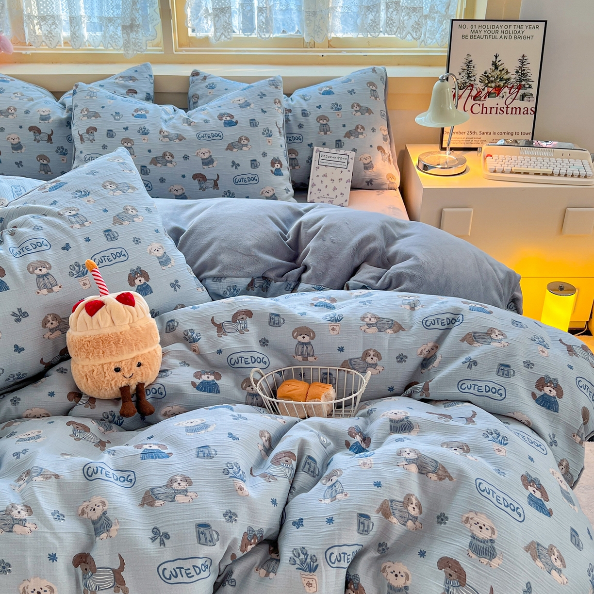 91家纺网 家纺一手货源 找家纺 玉海棠家纺 2025新款A版三层纱B版牛奶绒四件套系列 复古修狗