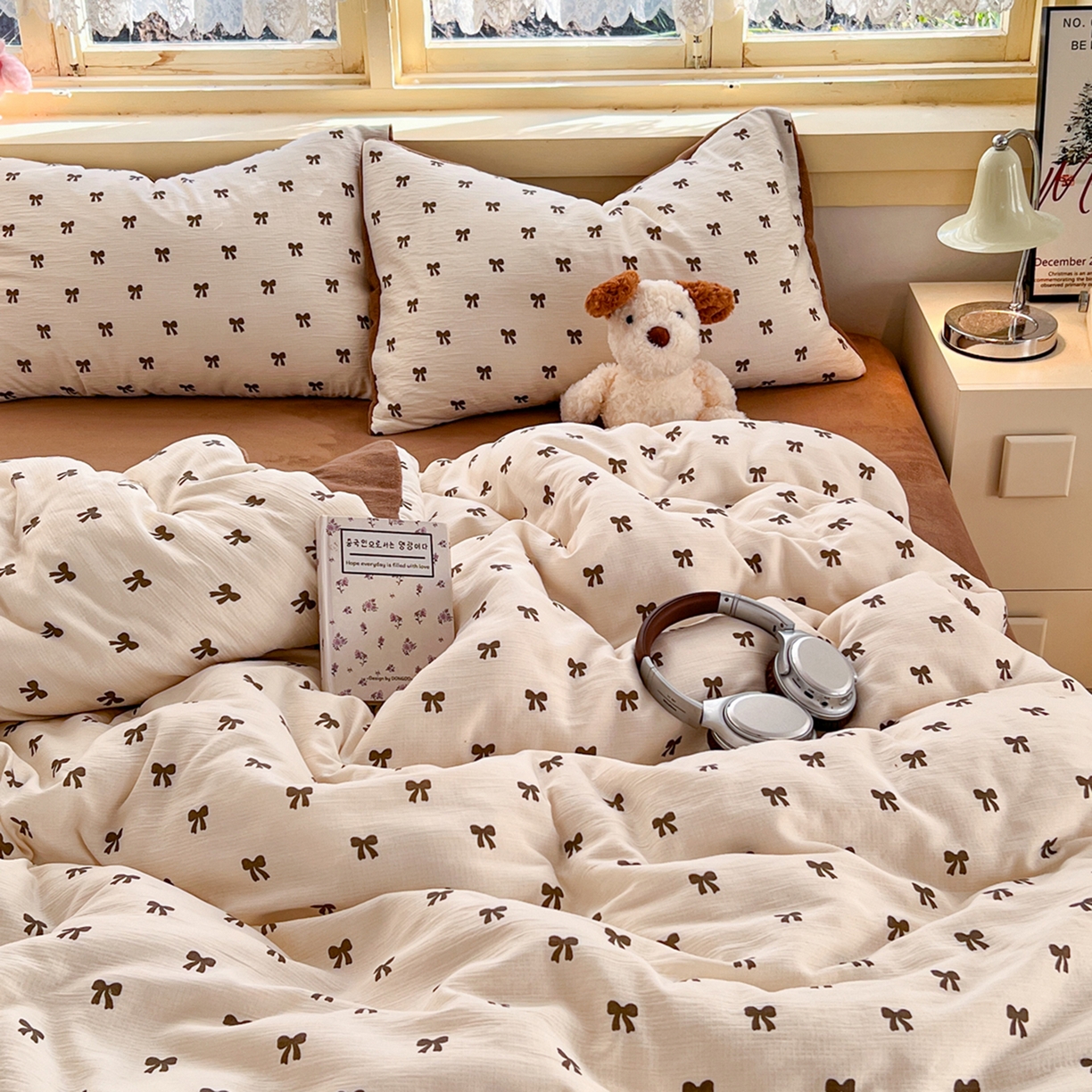 91家纺网 家纺一手货源 找家纺 玉海棠家纺 2025新款A版三层纱B版牛奶绒四件套系列 碱水结