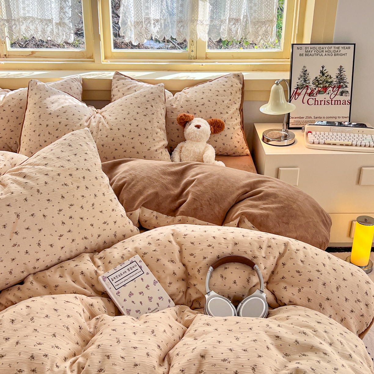 91家纺网 家纺一手货源 找家纺 玉海棠家纺 2025新款A版三层纱B版牛奶绒四件套系列 莫奈-咖