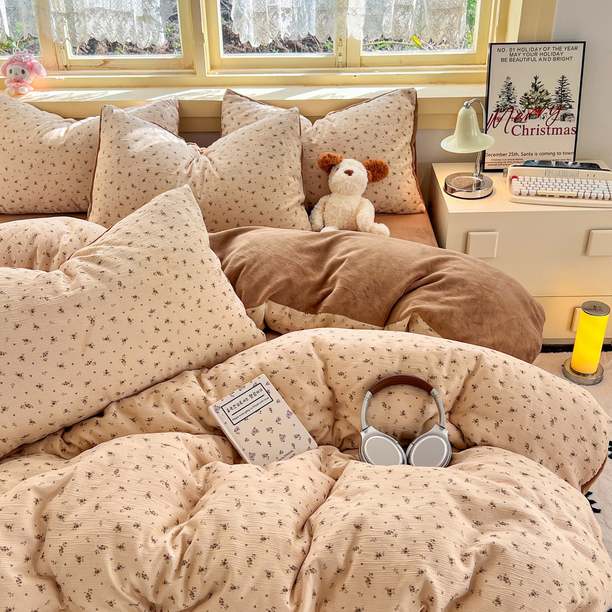 91家纺网 家纺一手货源 找家纺 玉海棠家纺 2025新款A版三层纱B版牛奶绒四件套系列 莫奈-咖