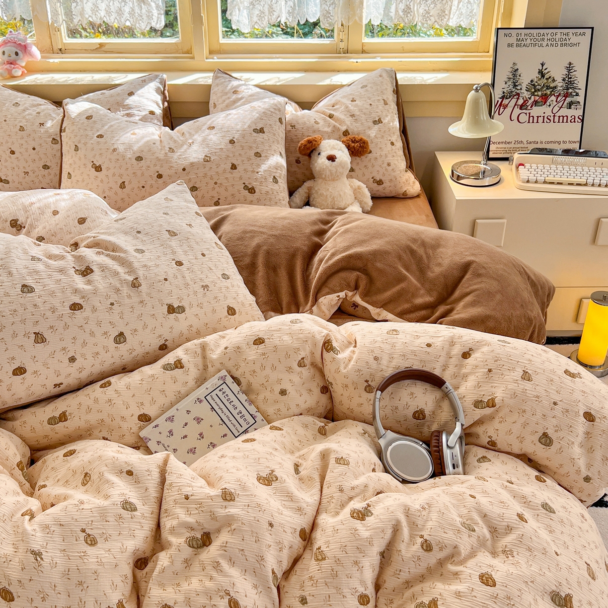 91家纺网 家纺一手货源 找家纺 玉海棠家纺 2025新款A版三层纱B版牛奶绒四件套系列 南瓜派