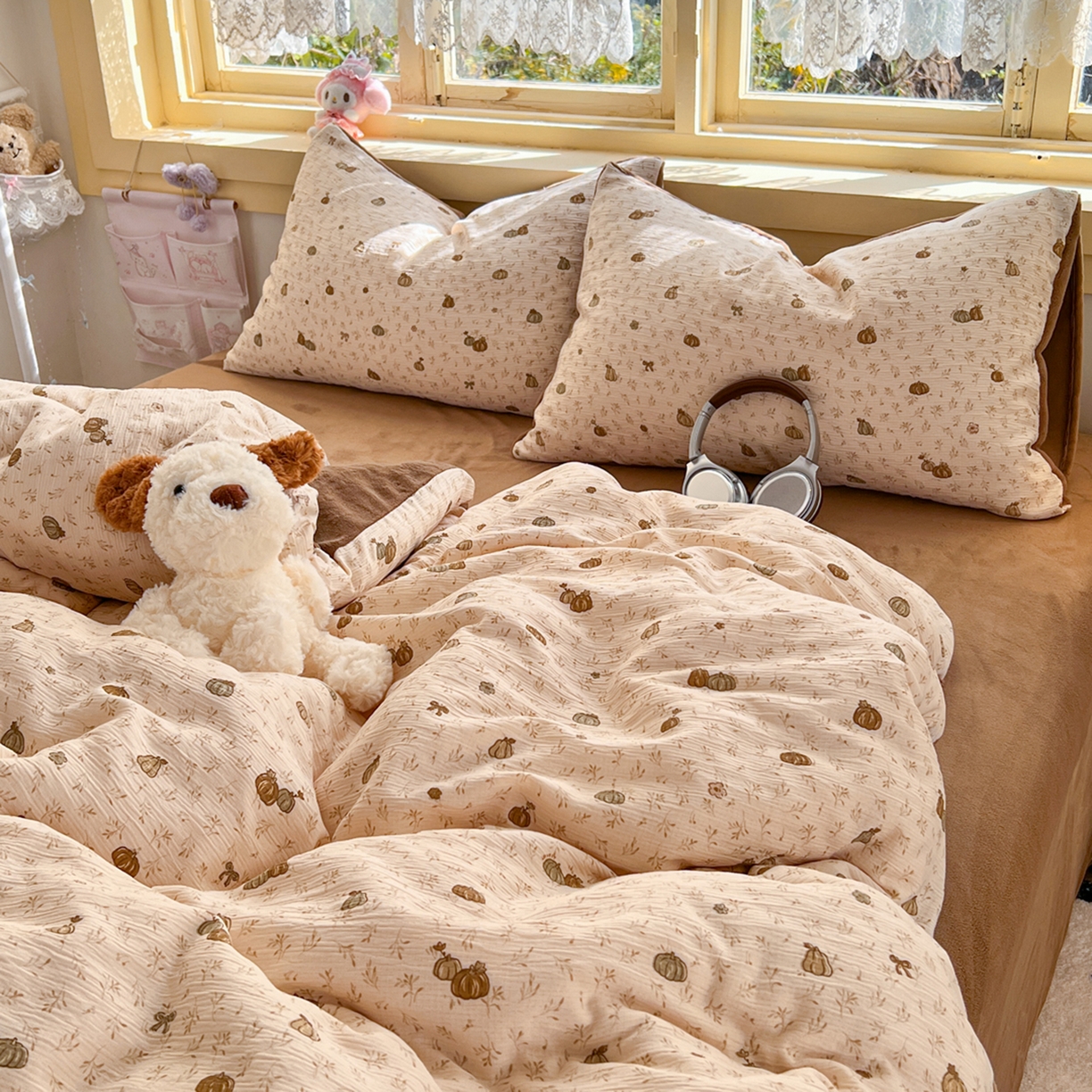 91家纺网 家纺一手货源 找家纺 玉海棠家纺 2025新款A版三层纱B版牛奶绒四件套系列 南瓜派