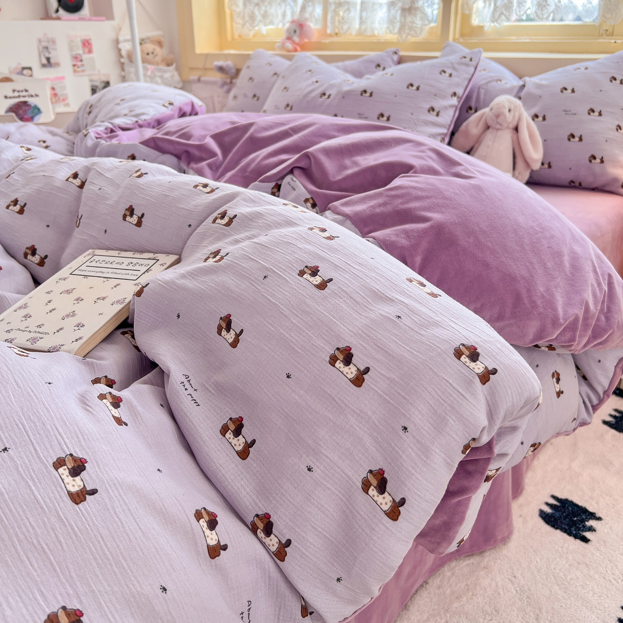 玉海棠家纺 2025新款A版三层纱B版牛奶绒四件套系列 葡萄腊肠狗