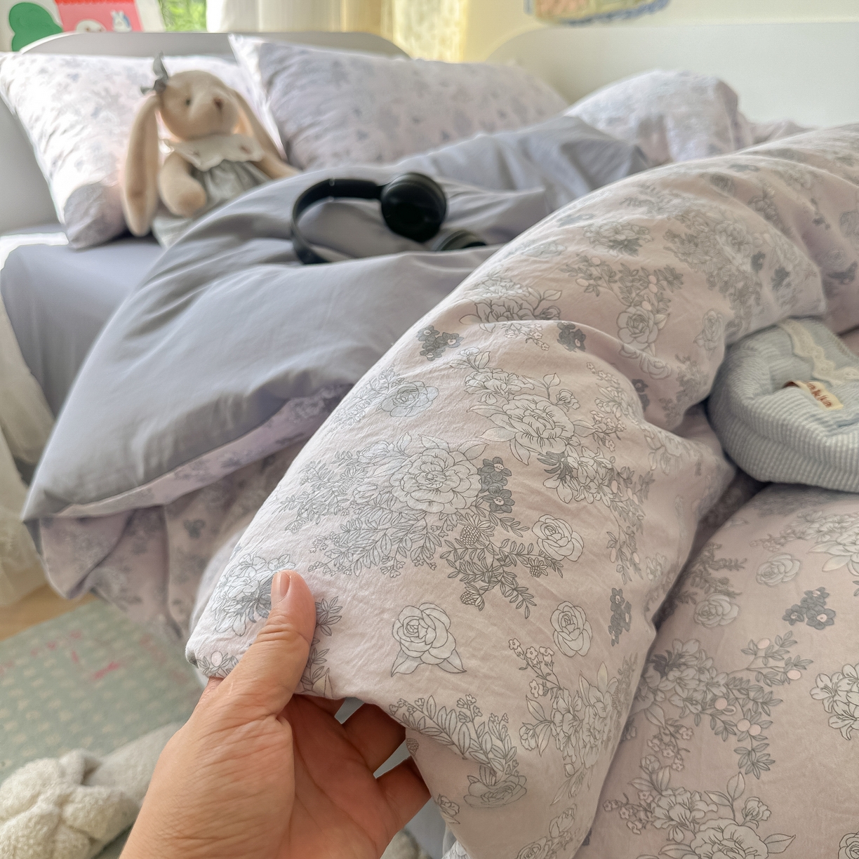 91家纺网 家纺一手货源 找家纺 玉海棠家纺 2025新款亲肤舒适印花四件套系列 法式情怀-兰