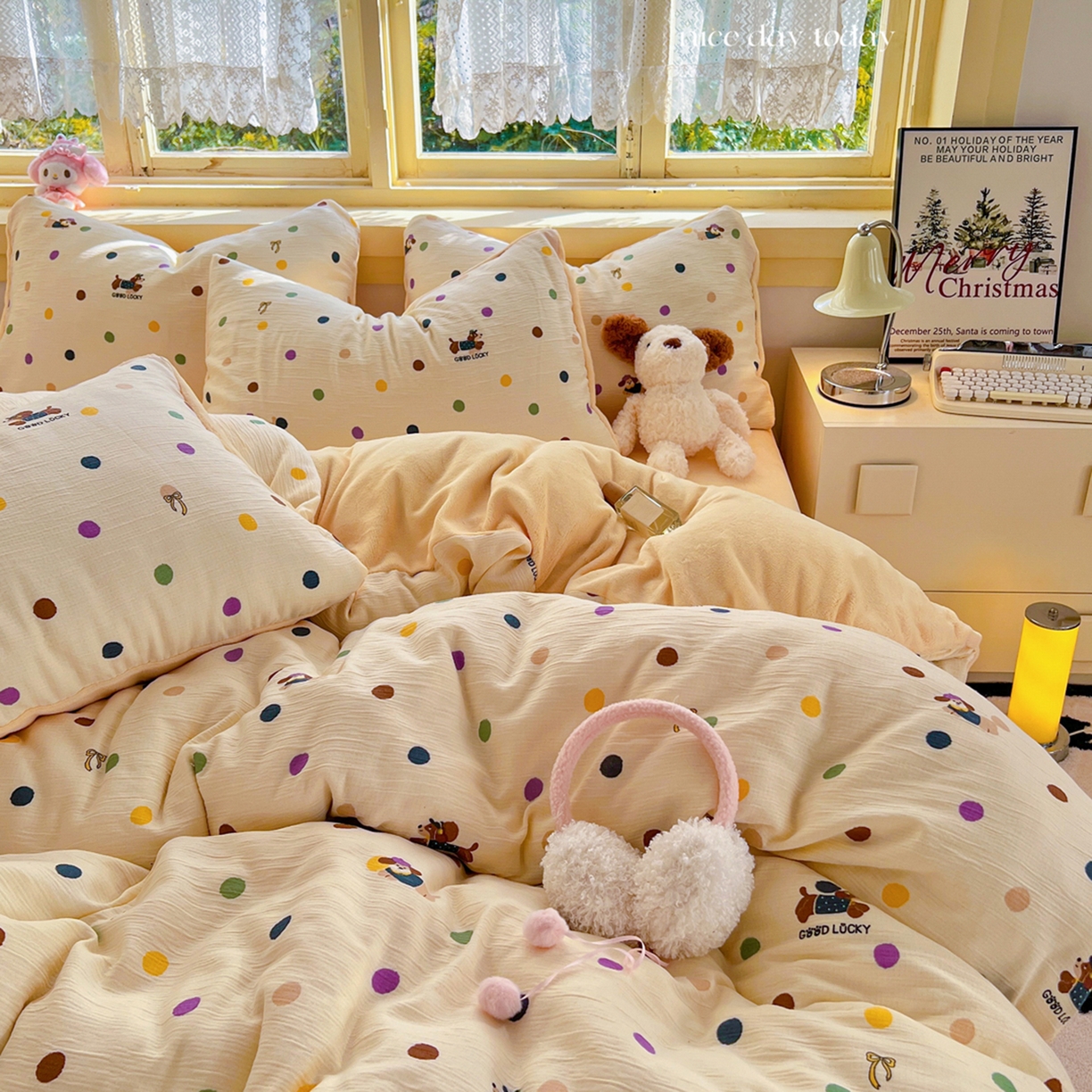 91家纺网 家纺一手货源 找家纺 玉海棠家纺 2025新款A版三层纱B版牛奶绒四件套系列 糖豆腊肠狗