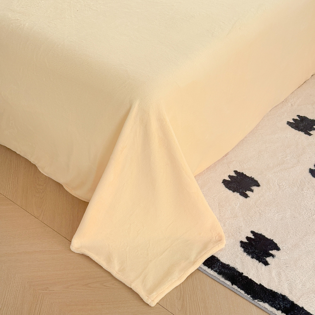 91家纺网 家纺一手货源 找家纺 玉海棠家纺 2025新款A版三层纱B版牛奶绒四件套系列 糖豆腊肠狗