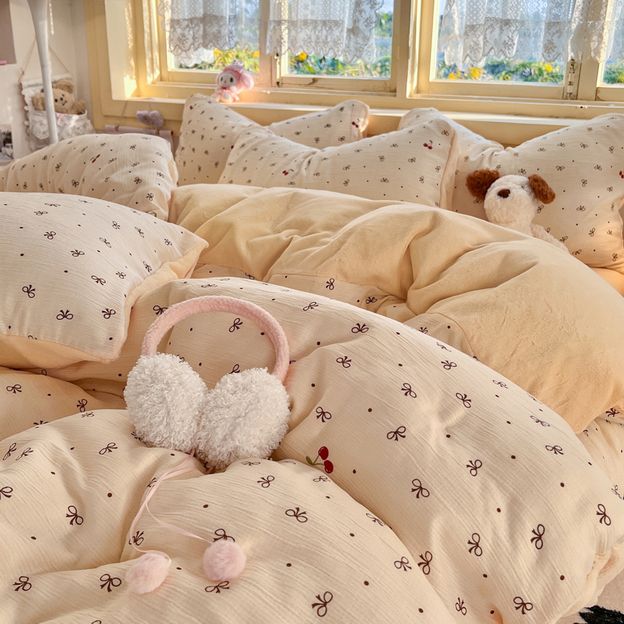 91家纺网 家纺一手货源 找家纺 玉海棠家纺 2025新款A版三层纱B版牛奶绒四件套系列 撄桃蝴蝶