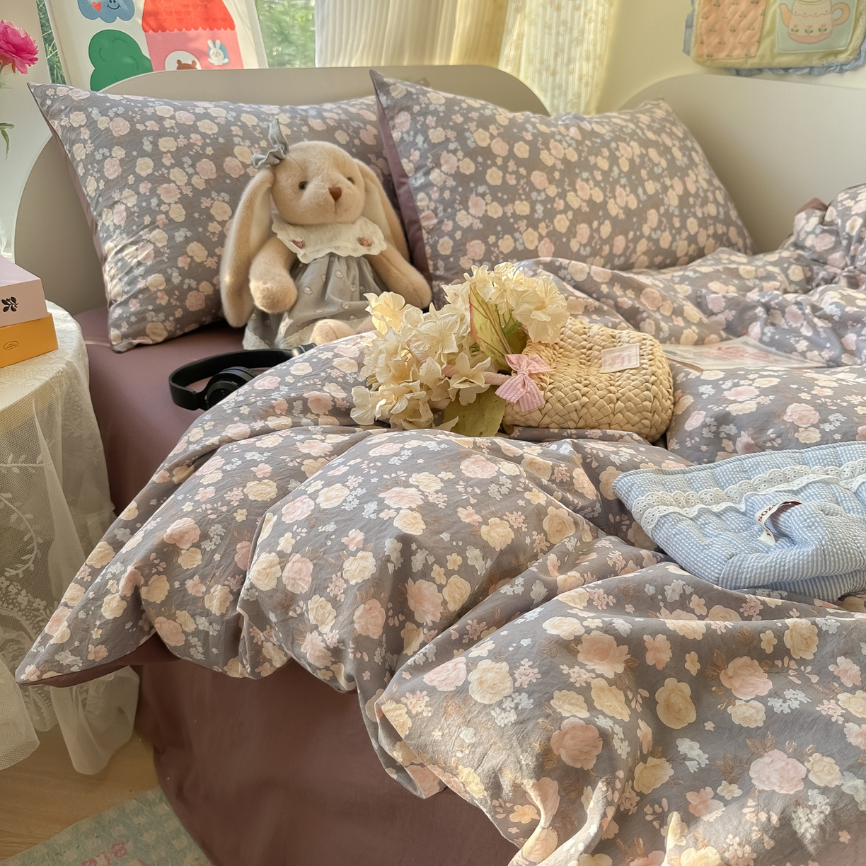 91家纺网 家纺一手货源 找家纺 玉海棠家纺 2025新款亲肤舒适印花四件套系列 花盏灰