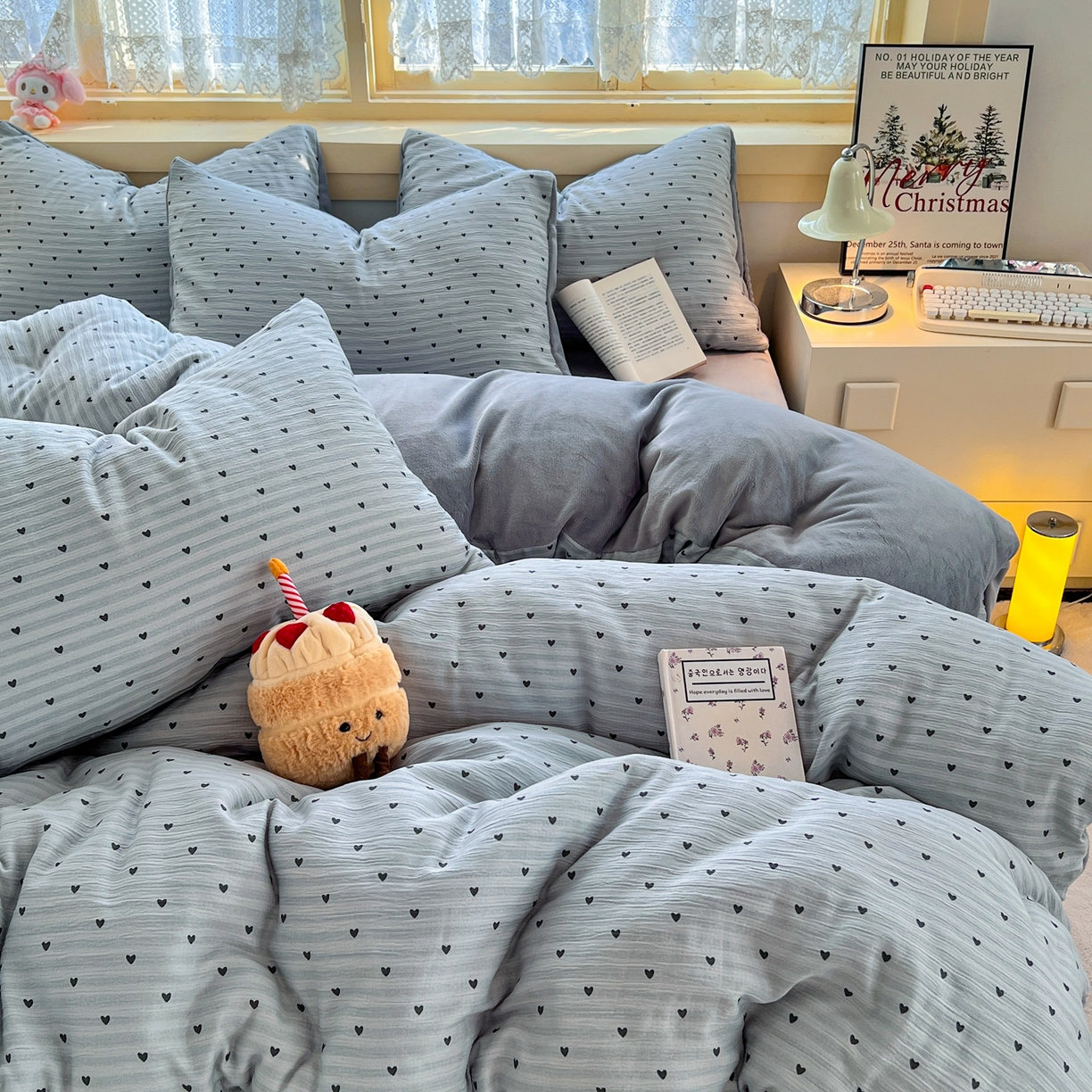 91家纺网 家纺一手货源 找家纺 玉海棠家纺 2025新款A版三层纱B版牛奶绒四件套系列 雨爱