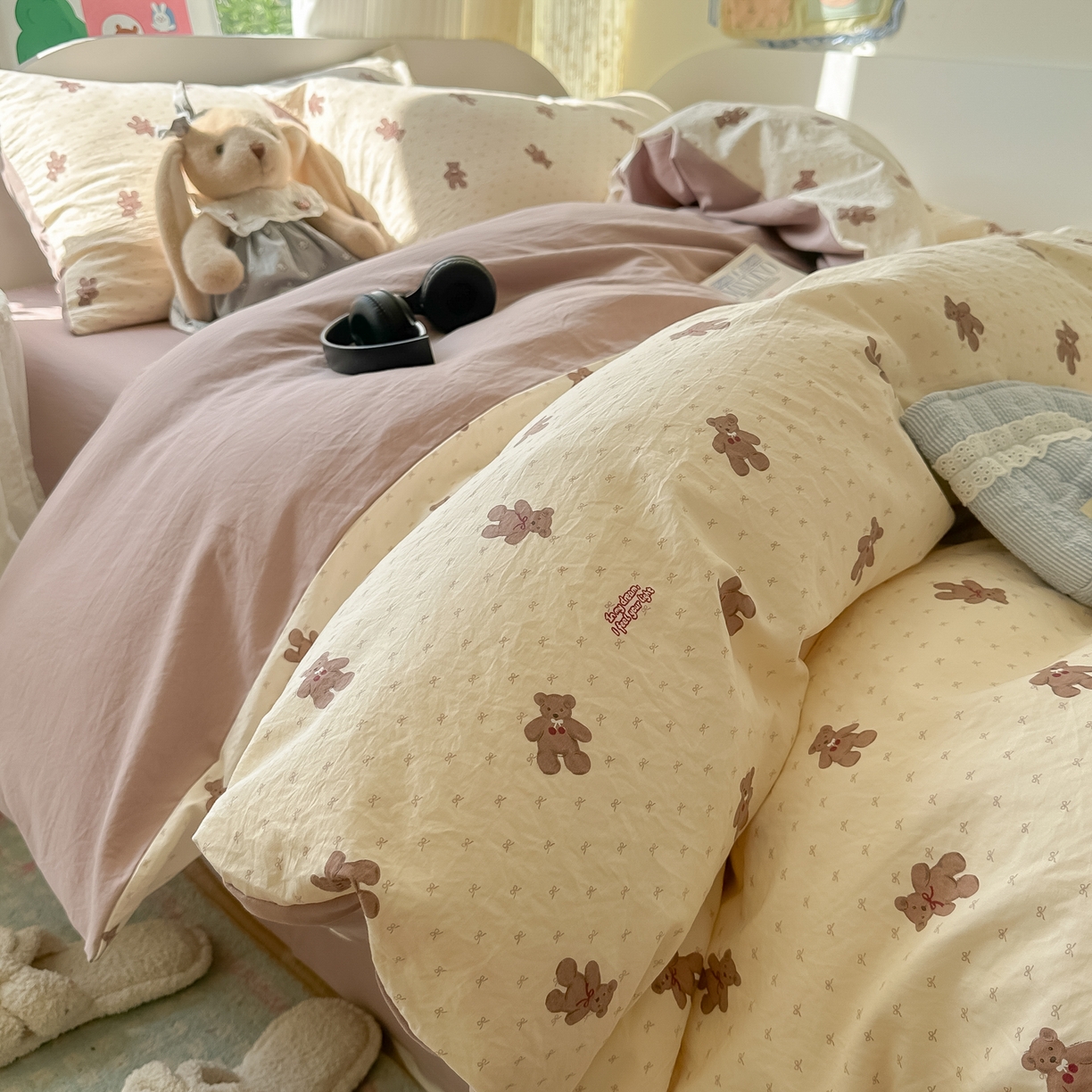 91家纺网 家纺一手货源 找家纺 玉海棠家纺 2025新款亲肤舒适印花四件套系列 梦想熊