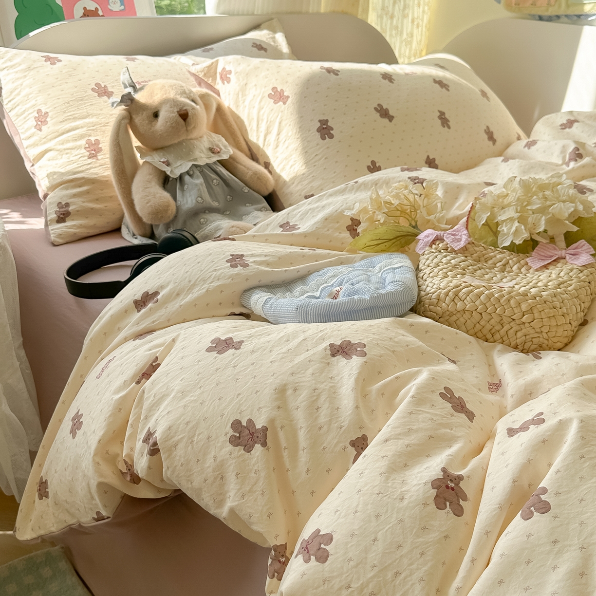 91家纺网 家纺一手货源 找家纺 玉海棠家纺 2025新款亲肤舒适印花四件套系列 梦想熊