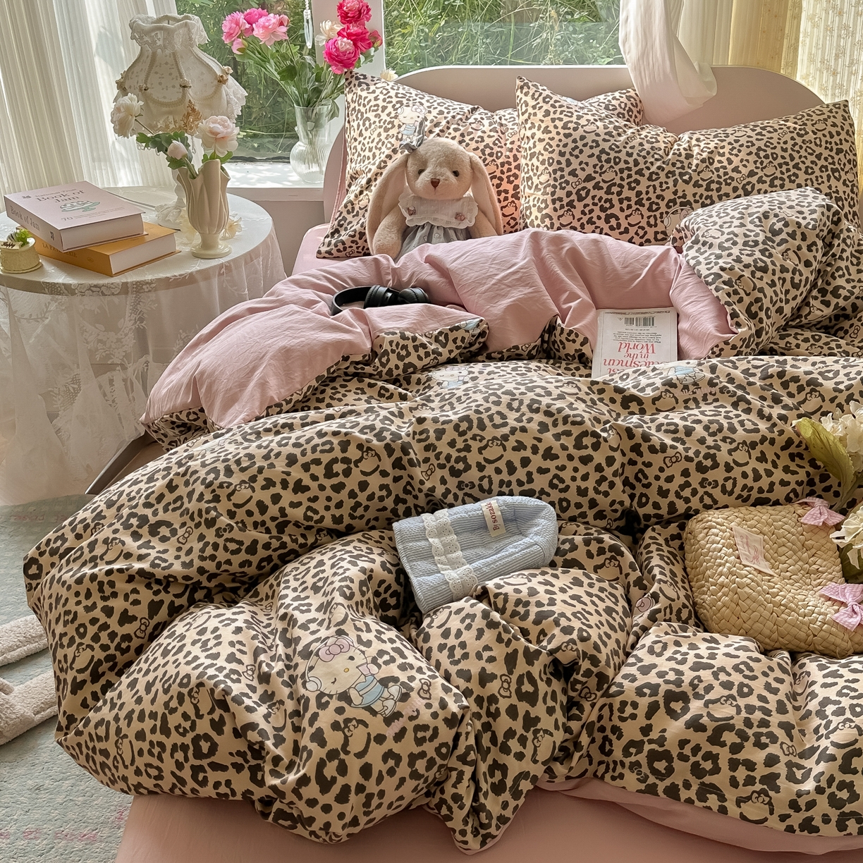 91家纺网 家纺一手货源 找家纺 玉海棠家纺 2025新款亲肤舒适印花四件套系列 梦KT猫