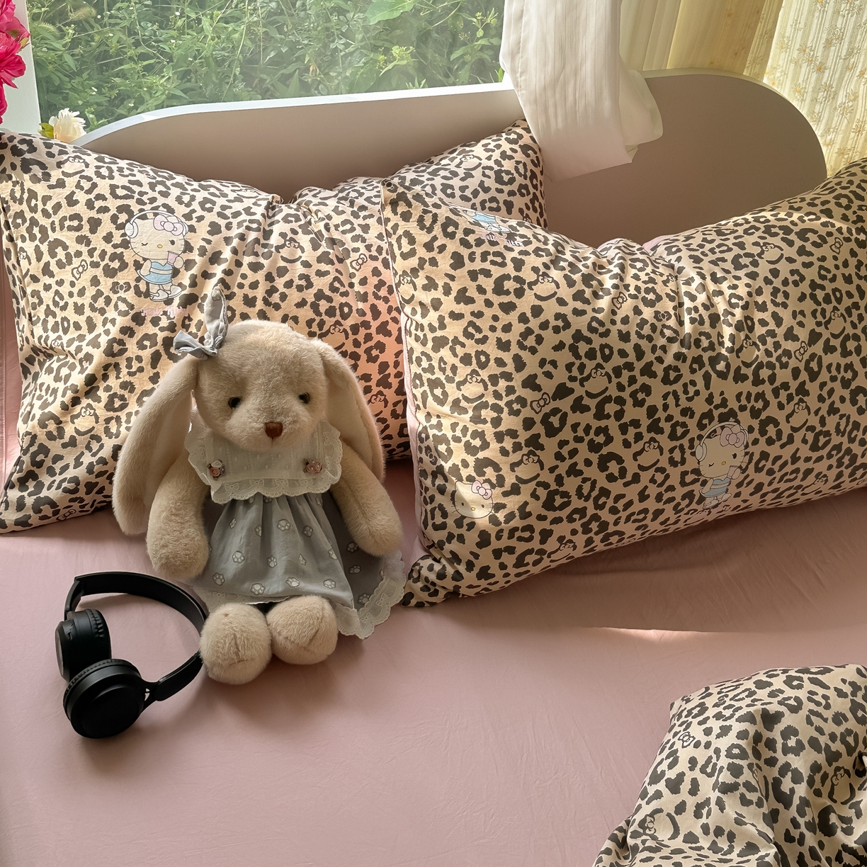 91家纺网 家纺一手货源 找家纺 玉海棠家纺 2025新款亲肤舒适印花四件套系列 梦KT猫