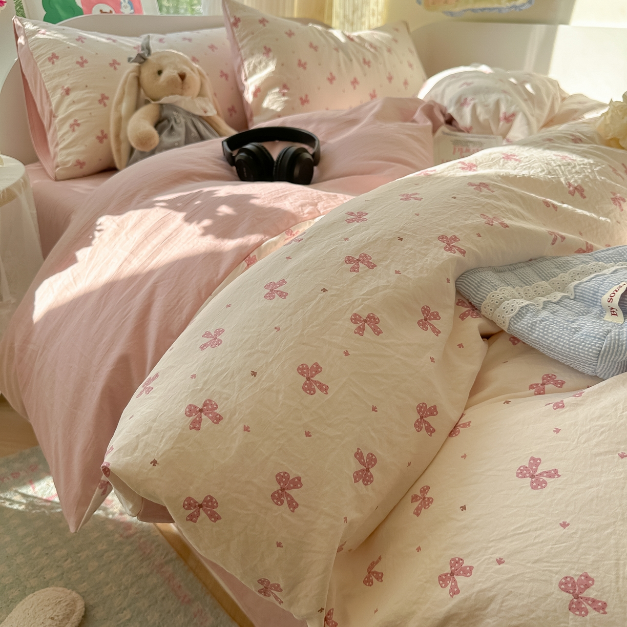 91家纺网 家纺一手货源 找家纺 玉海棠家纺 2025新款亲肤舒适印花四件套系列 若梦红