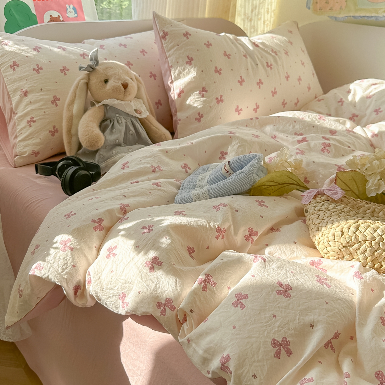 91家纺网 家纺一手货源 找家纺 玉海棠家纺 2025新款亲肤舒适印花四件套系列 若梦红