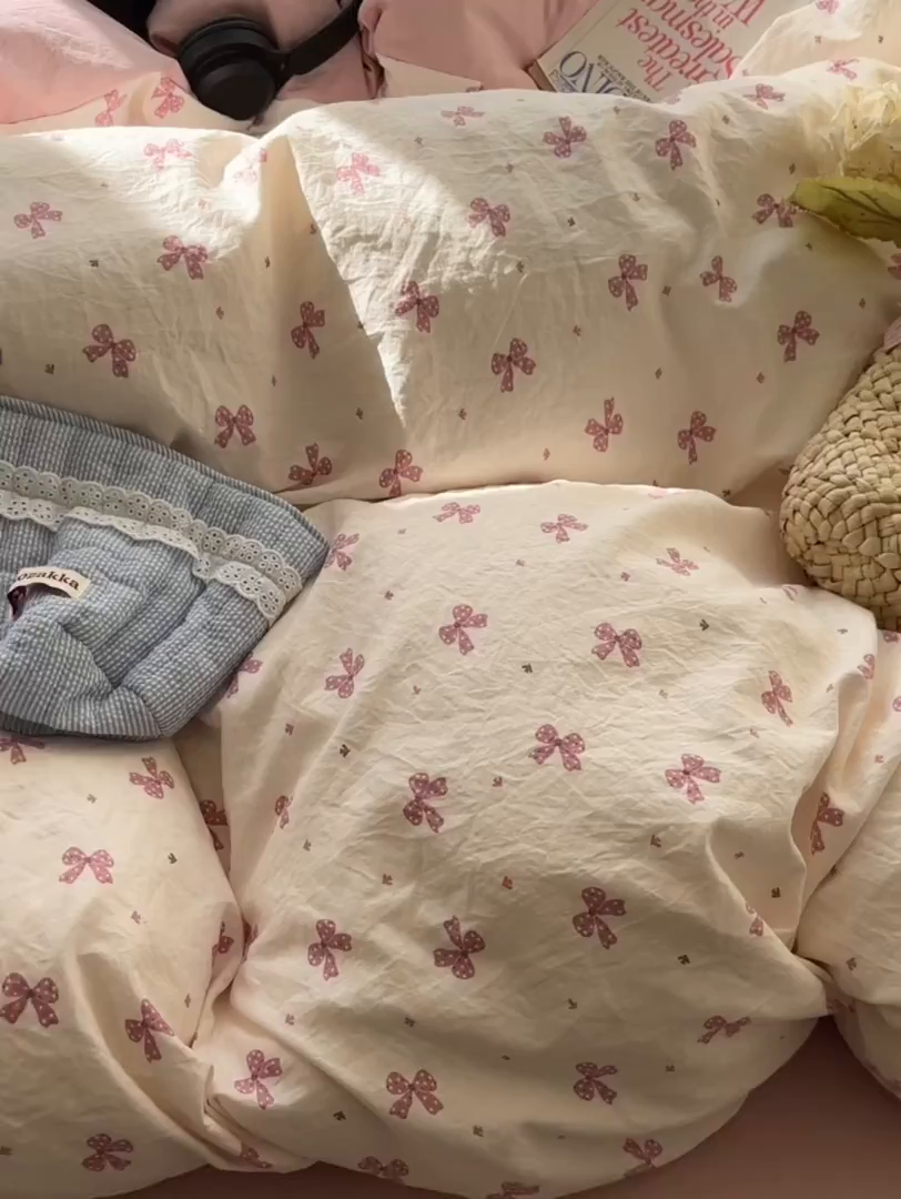 91家纺网 家纺一手货源 找家纺 玉海棠家纺 2025新款亲肤舒适印花四件套系列 若梦红