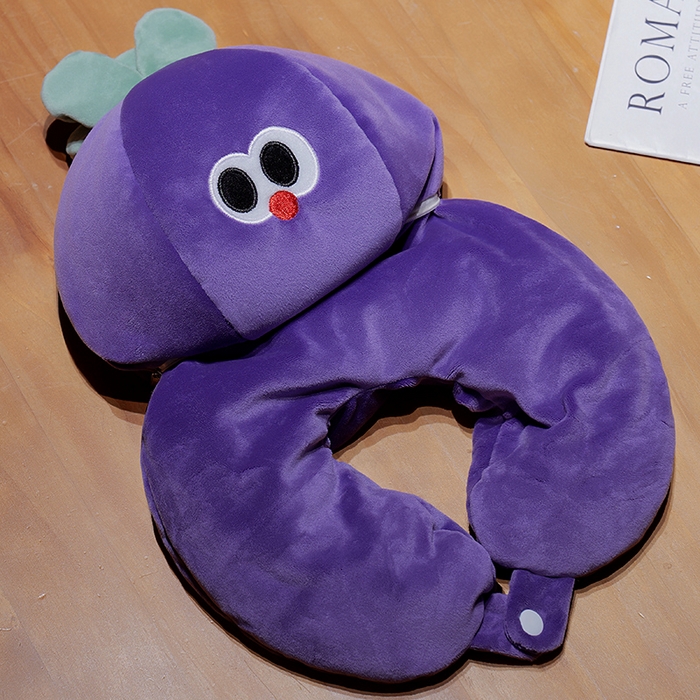 91家纺网 家纺一手货源 找家纺 仟亿莱 2025新款大眼仔果蔬系列泡沫粒子变形u枕 变形茄子-1 u枕28*30cm/果蔬20cm