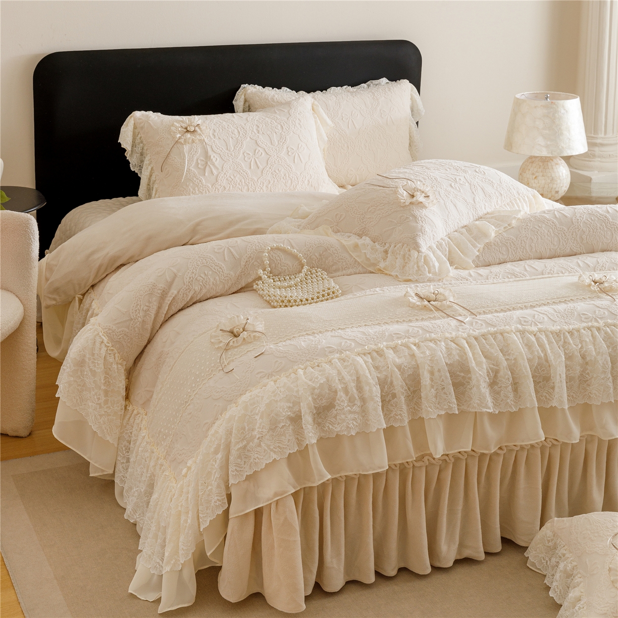 91家纺网 家纺一手货源 找家纺 （总）好儿喜家纺 2025新款雕花牛奶绒床盖四件套-爱丁堡【控价（329元起）】