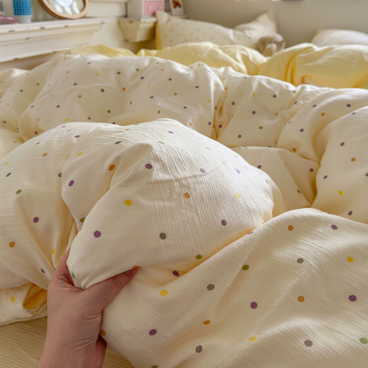 91家纺网 家纺一手货源 找家纺 玉海棠家纺 2025新款甄选三层纱印花四件套 彩波波