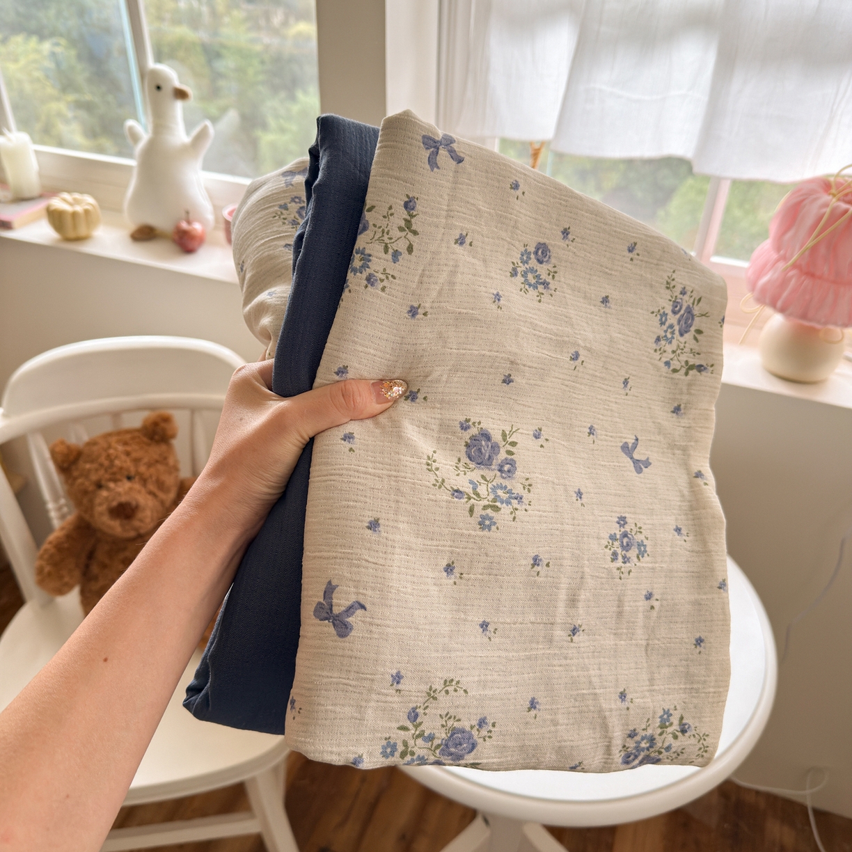 91家纺网 家纺一手货源 找家纺 玉海棠家纺 2025新款甄选三层纱印花四件套 贩卖夏风-蓝