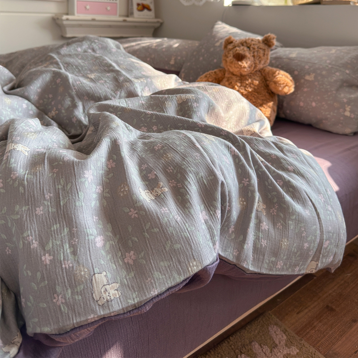 91家纺网 家纺一手货源 找家纺 玉海棠家纺 2025新款甄选三层纱印花四件套 花间兔