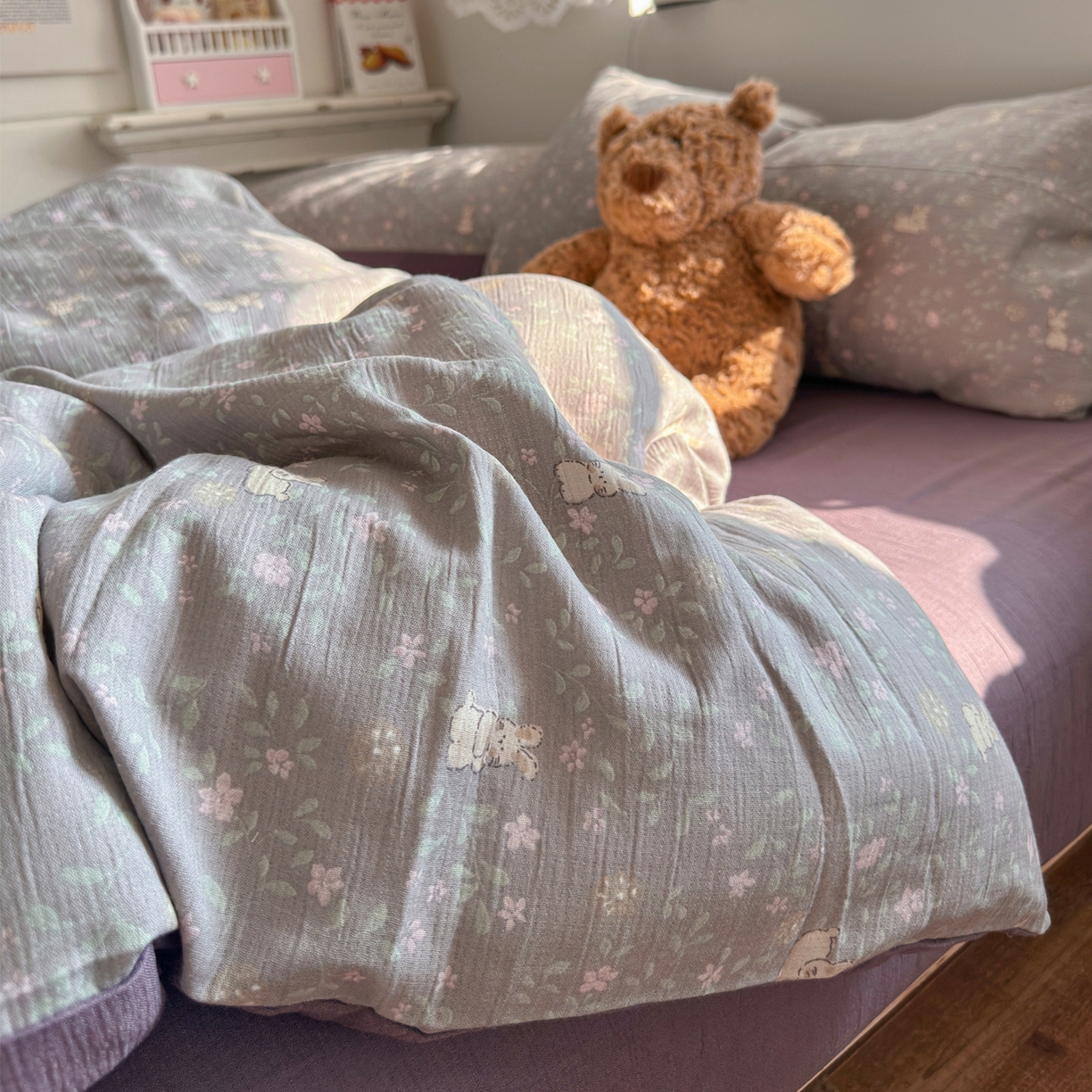 91家纺网 家纺一手货源 找家纺 玉海棠家纺 2025新款甄选三层纱印花四件套 花间兔