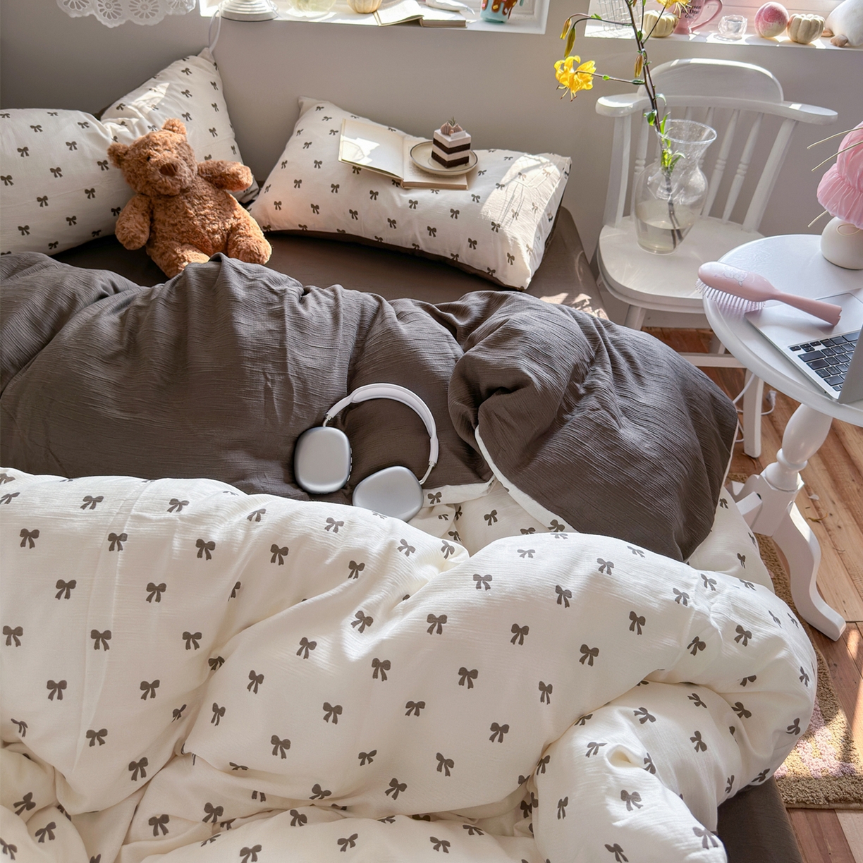 91家纺网 家纺一手货源 找家纺 玉海棠家纺 2025新款甄选三层纱印花四件套 碱水结