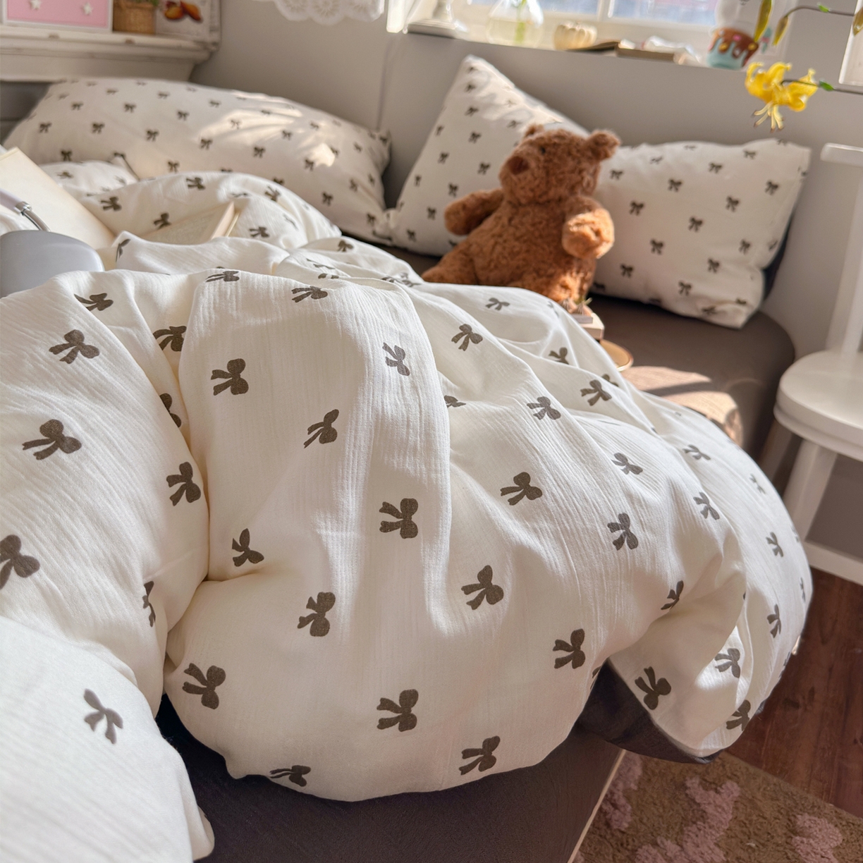 91家纺网 家纺一手货源 找家纺 玉海棠家纺 2025新款甄选三层纱印花四件套 碱水结