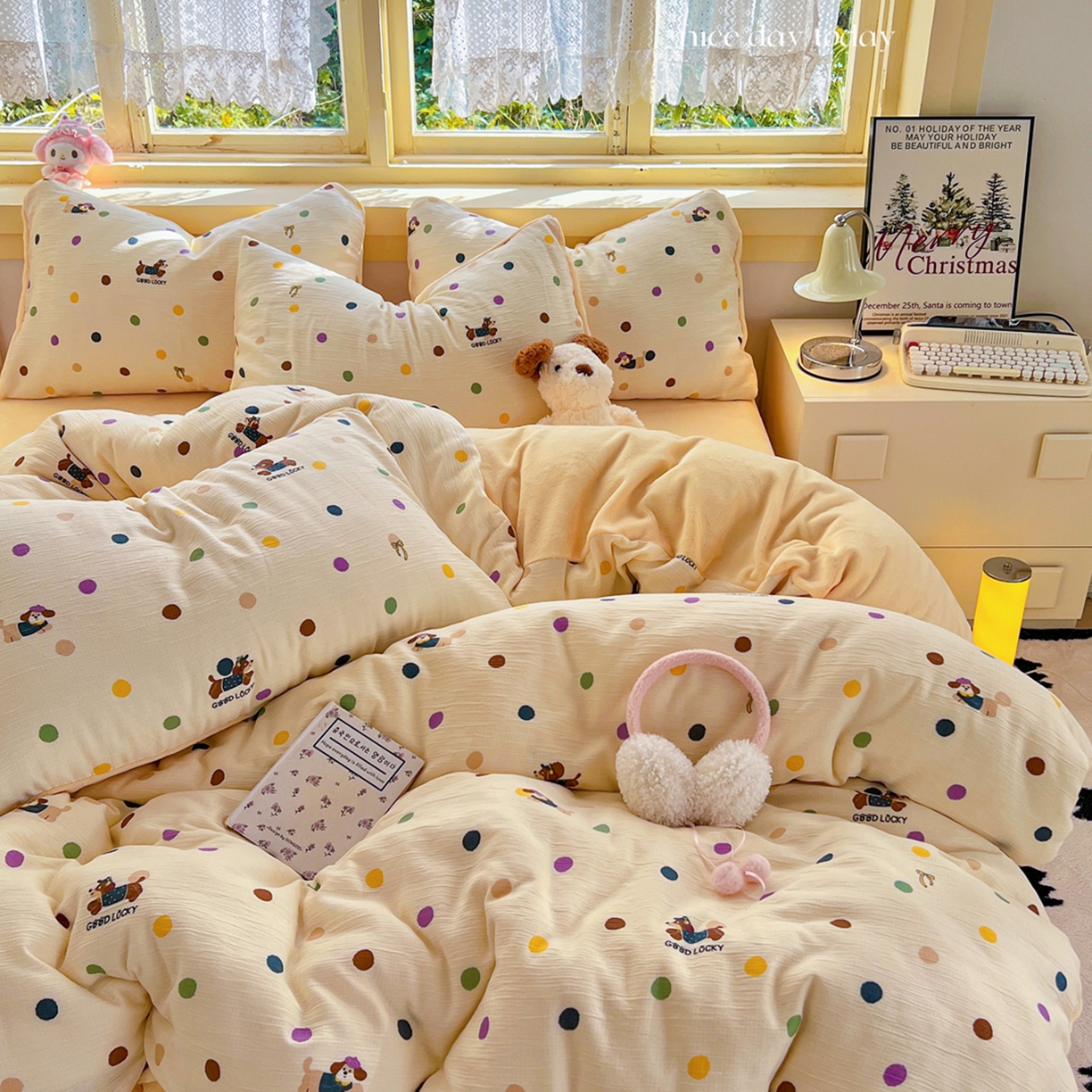 91家纺网 家纺一手货源 找家纺 瑞钰 2025新款A版三层纱B版牛奶绒四件套系列 糖豆腊肠狗