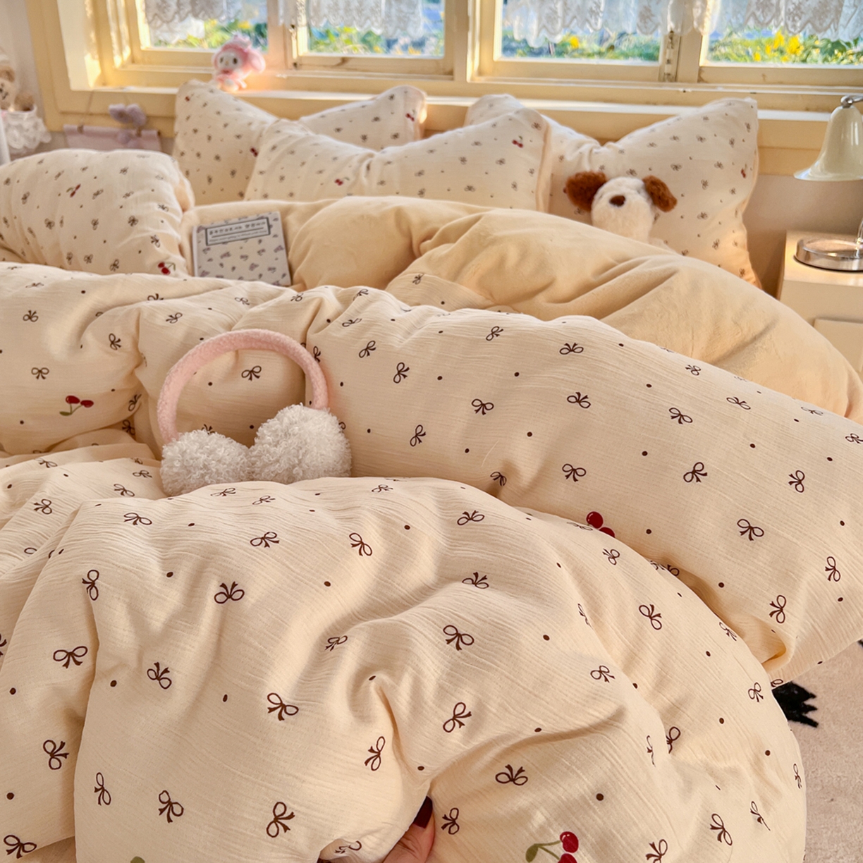 91家纺网 家纺一手货源 找家纺 瑞钰 2025新款A版三层纱B版牛奶绒四件套系列 撄桃蝴蝶