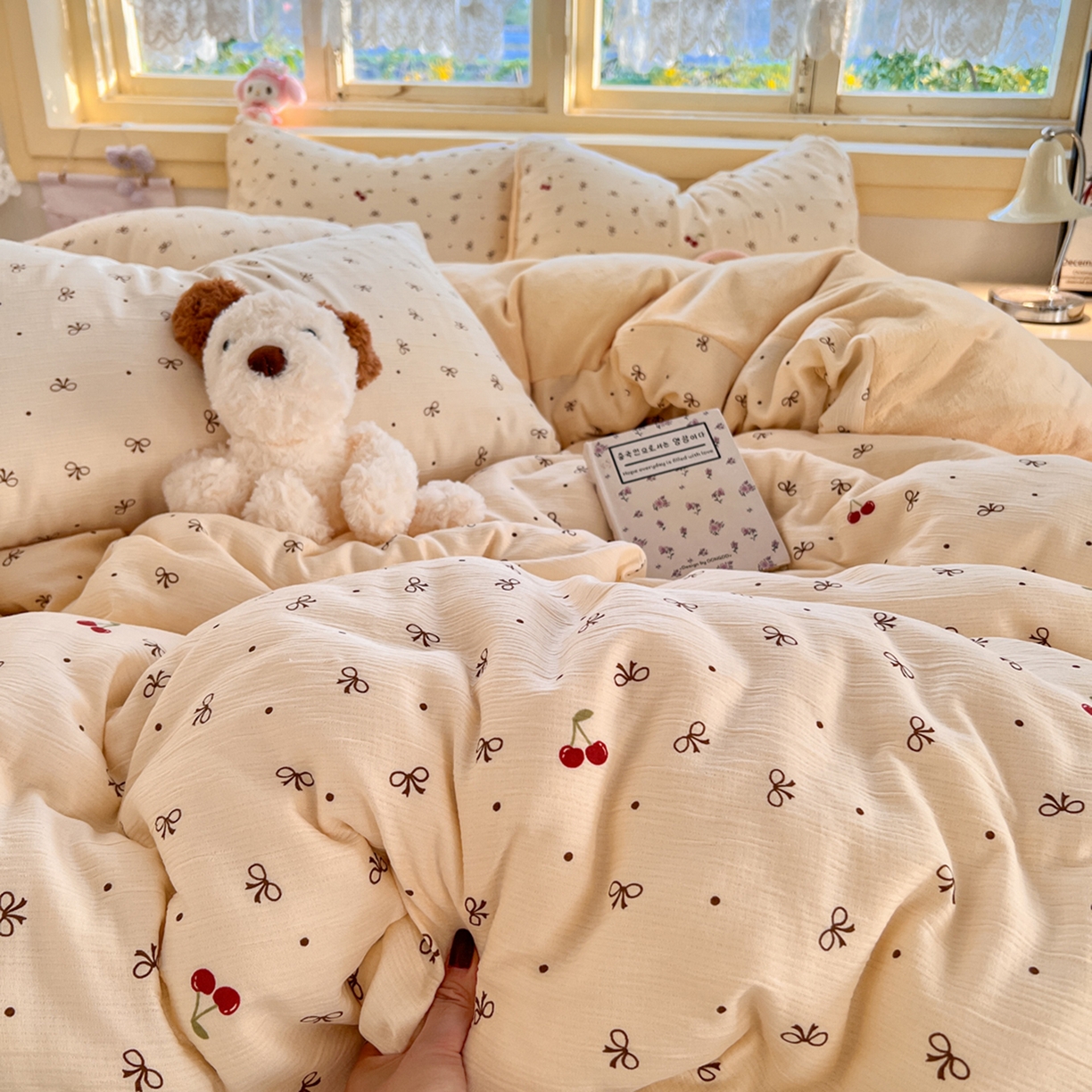 91家纺网 家纺一手货源 找家纺 瑞钰 2025新款A版三层纱B版牛奶绒四件套系列 撄桃蝴蝶