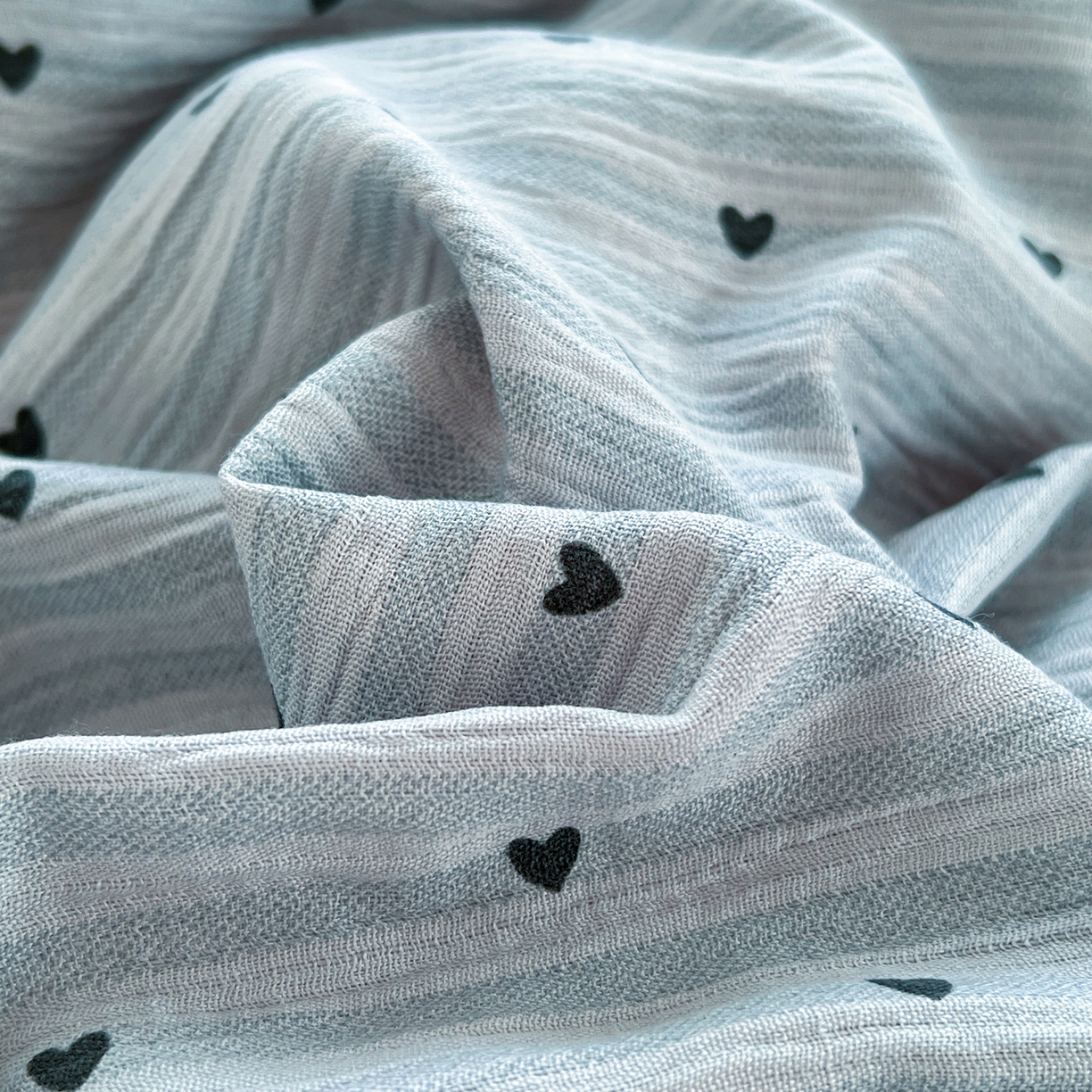 91家纺网 家纺一手货源 找家纺 瑞钰 2025新款A版三层纱B版牛奶绒四件套系列 雨爱