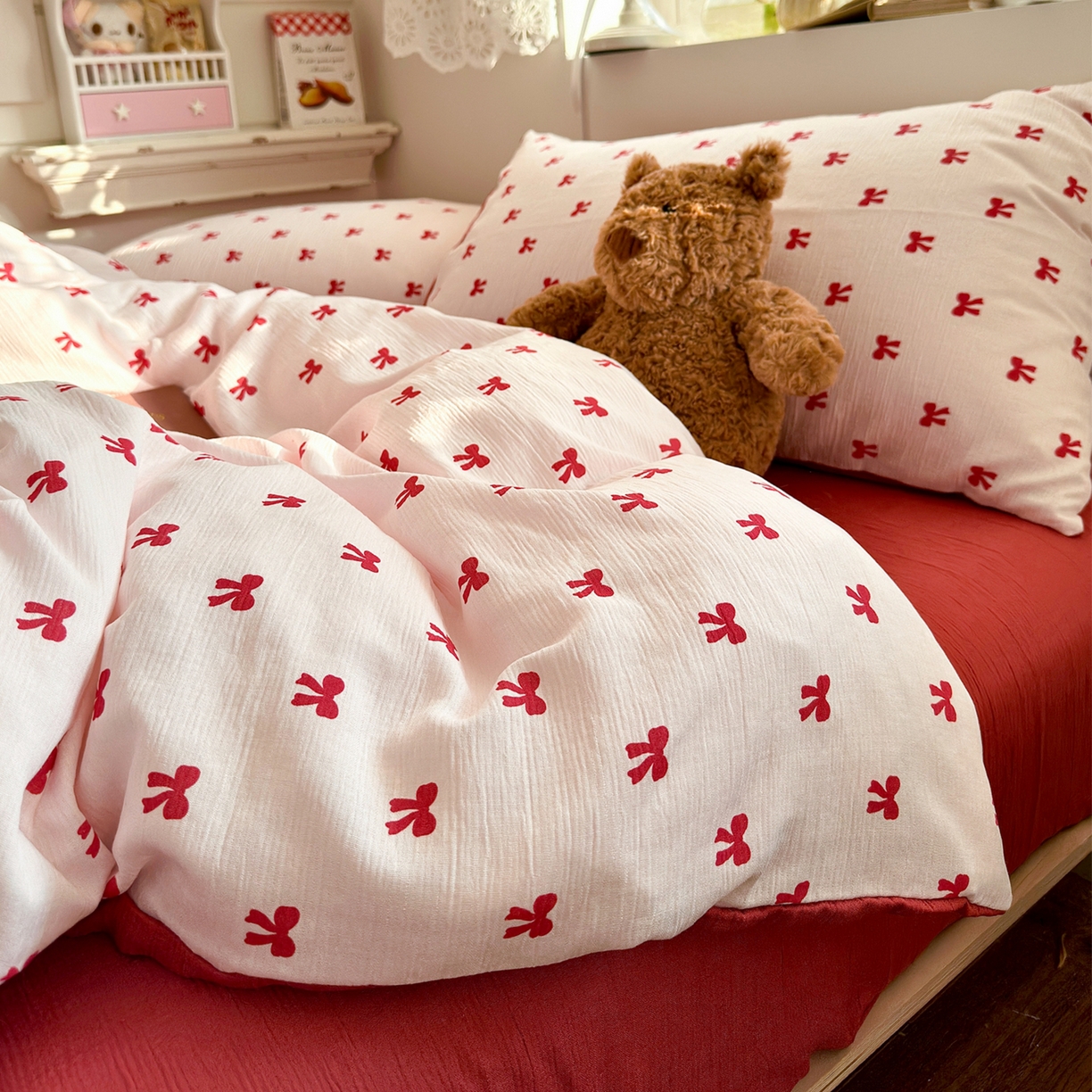 91家纺网 家纺一手货源 找家纺 玉海棠家纺 2025新款甄选三层纱印花四件套 莓果结