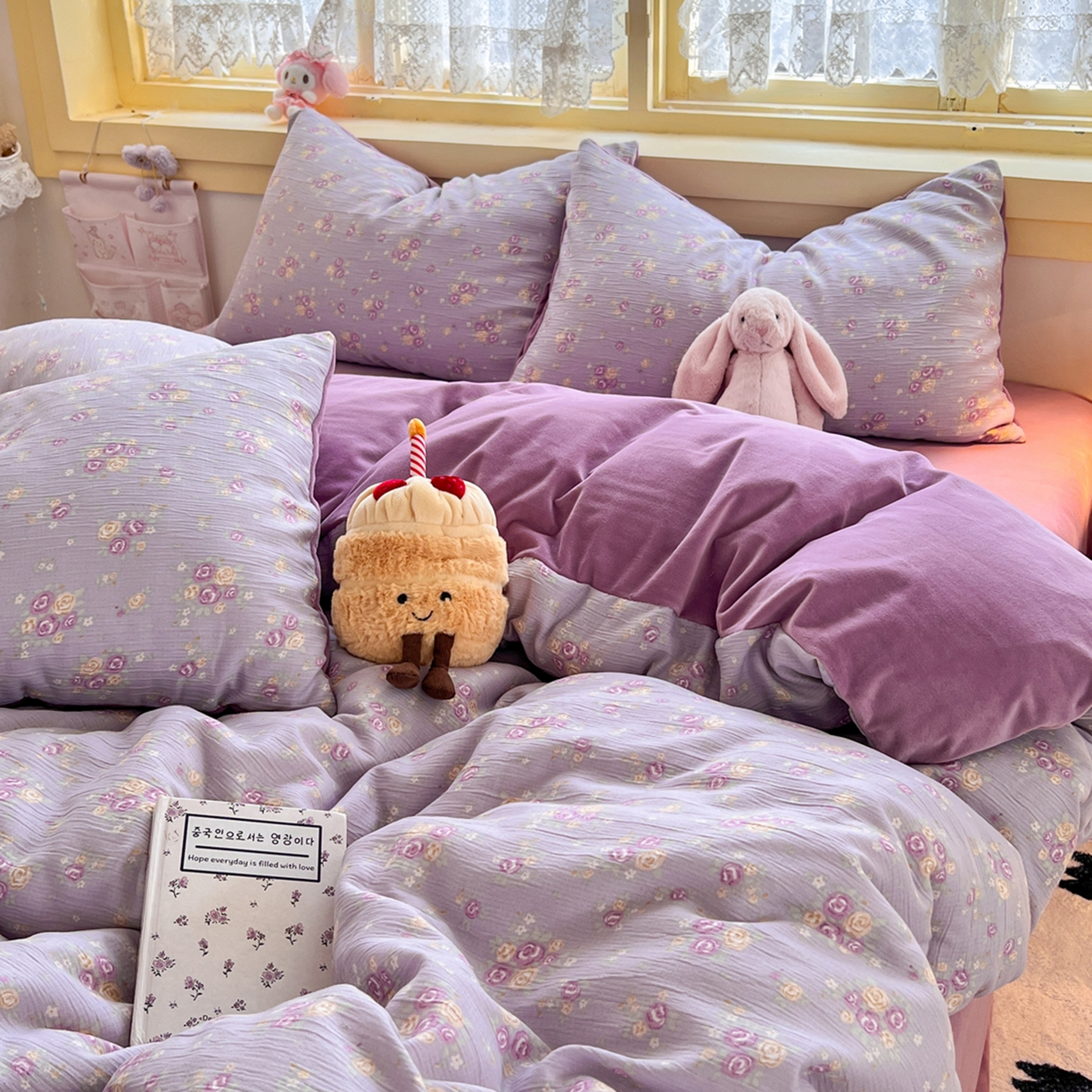 91家纺网 家纺一手货源 找家纺 瑞钰 2025新款A版三层纱B版牛奶绒四件套系列 紫萱