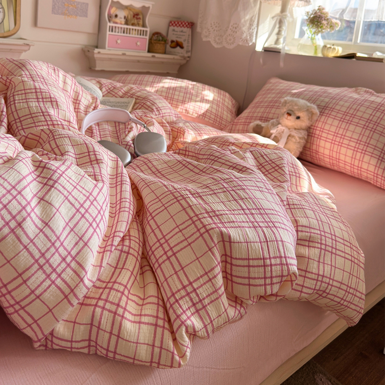 91家纺网 家纺一手货源 找家纺 玉海棠家纺 2025新款甄选三层纱印花四件套 梅森粉