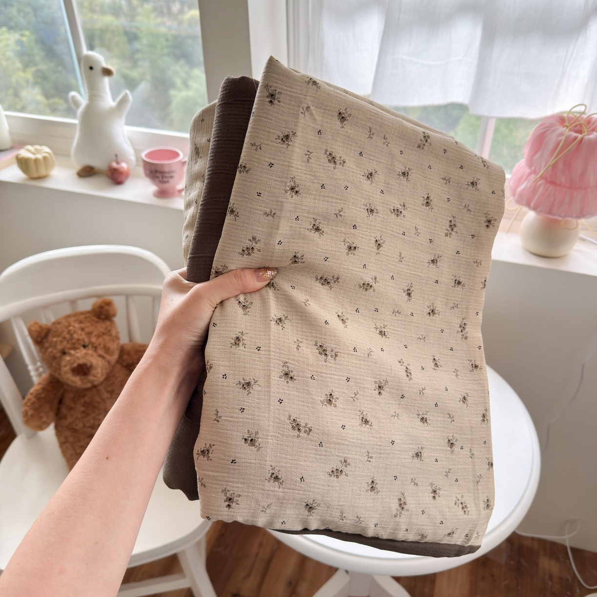 91家纺网 家纺一手货源 找家纺 玉海棠家纺 2025新款甄选三层纱印花四件套 莫奈-咖