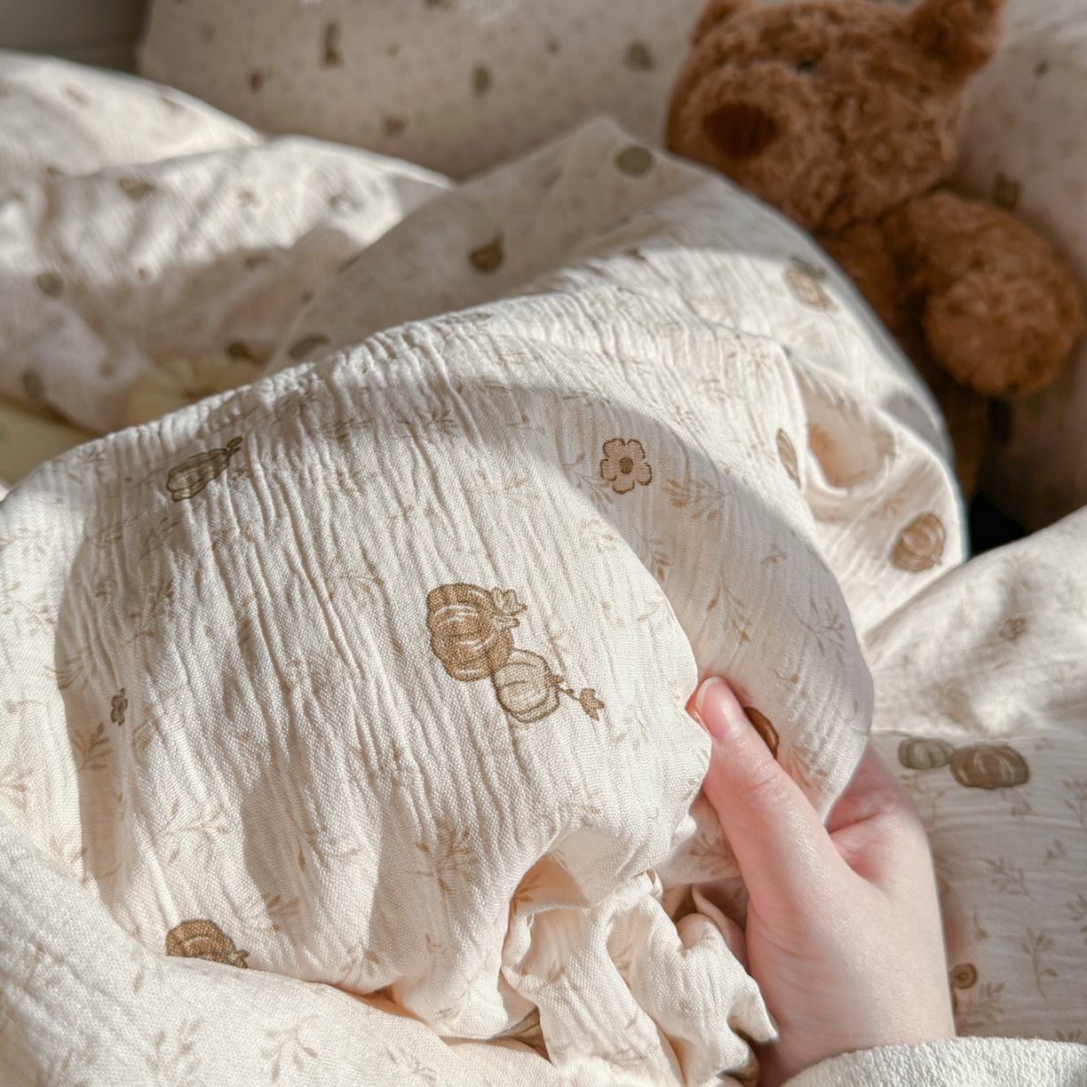 91家纺网 家纺一手货源 找家纺 玉海棠家纺 2025新款甄选三层纱印花四件套 南瓜派