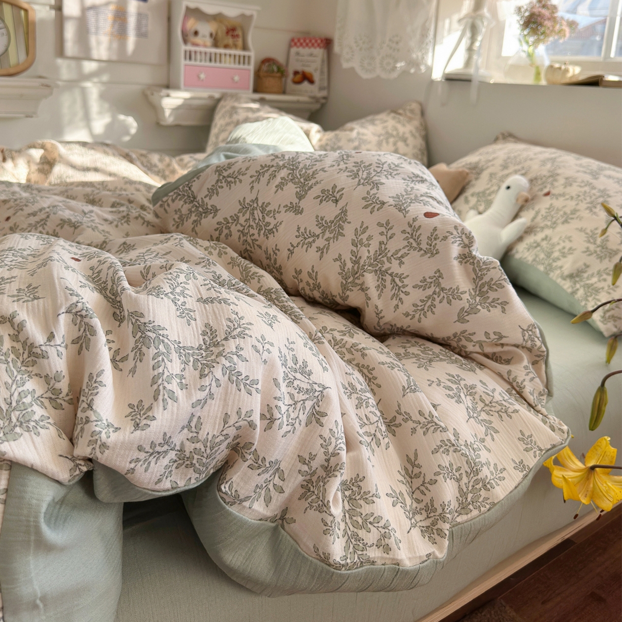 91家纺网 家纺一手货源 找家纺 玉海棠家纺 2025新款甄选三层纱印花四件套 秋月梨